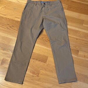 Old Navy Ultimate Slim Mens Chinos